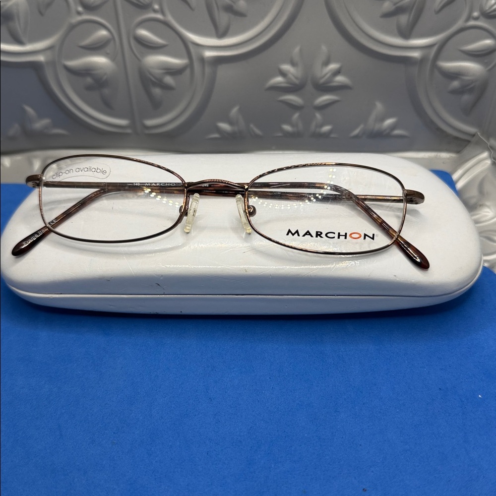 MarchOn Glasses 140‎ I 610 249 (glasses not sunglasses)